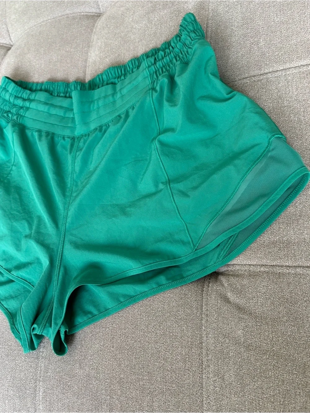 Lululemon Women’s Hotty Hot High-Rise Lined Shorts 2.5